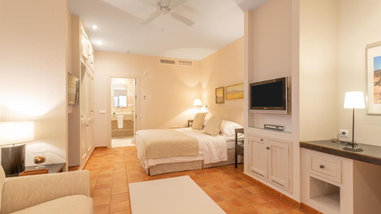 Real Agua Amarga La Joya - Adults Only Hotel ภายนอก รูปภาพ